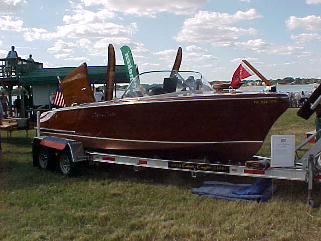 13-1958ChrisCraftCapri.JPG