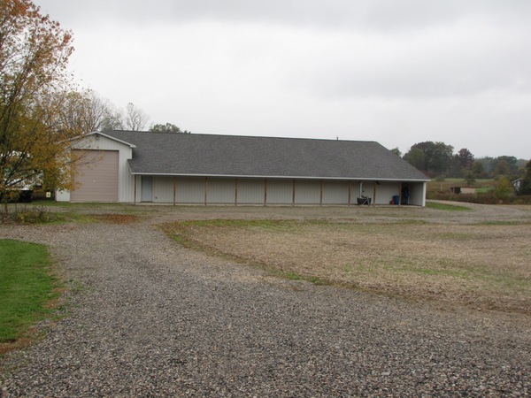 258-barn.jpg