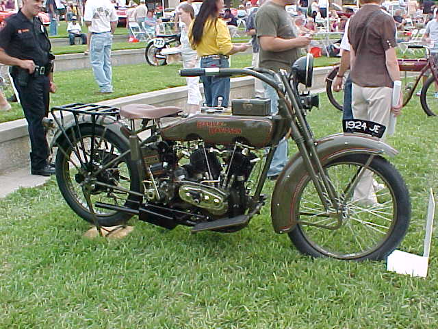 MVC-017SHarley1924.JPG