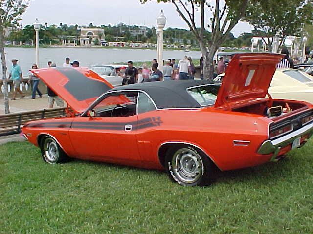 MVC-025SDodgeChal1970.JPG