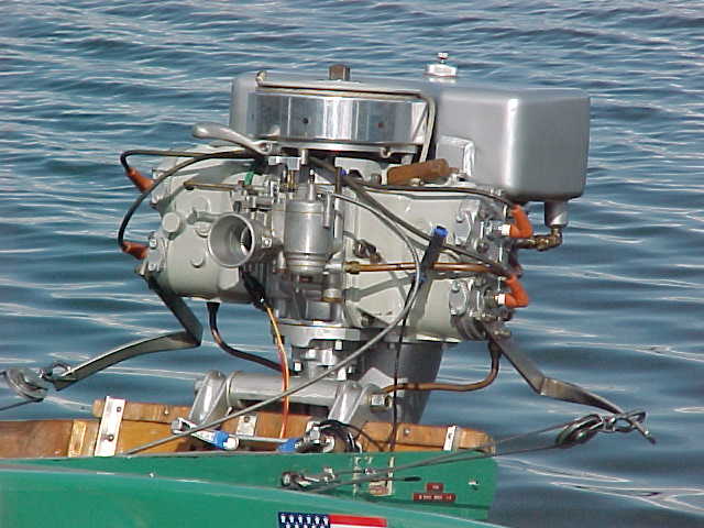 RC-460Evinrude.JPG